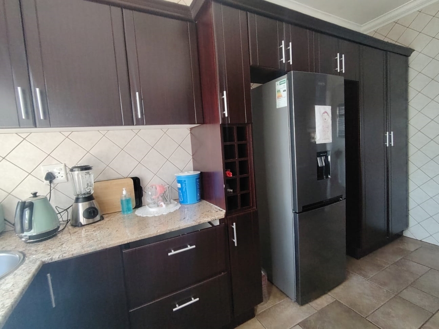 3 Bedroom Property for Sale in Pentagon Park Free State